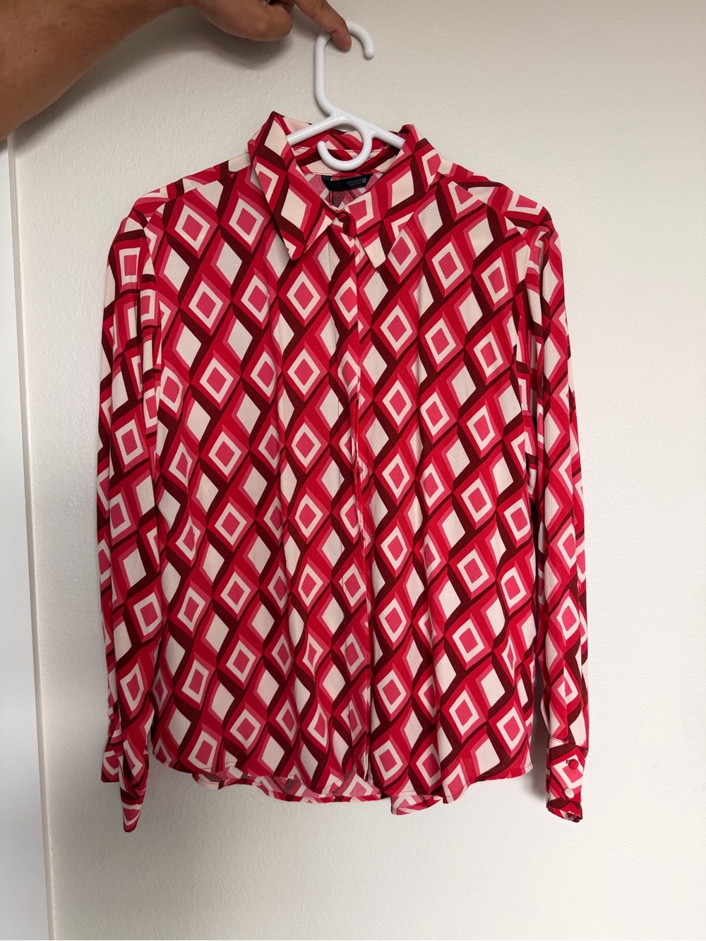 Zara Geometric Print Red & White Long-Sleeve Button Front Top